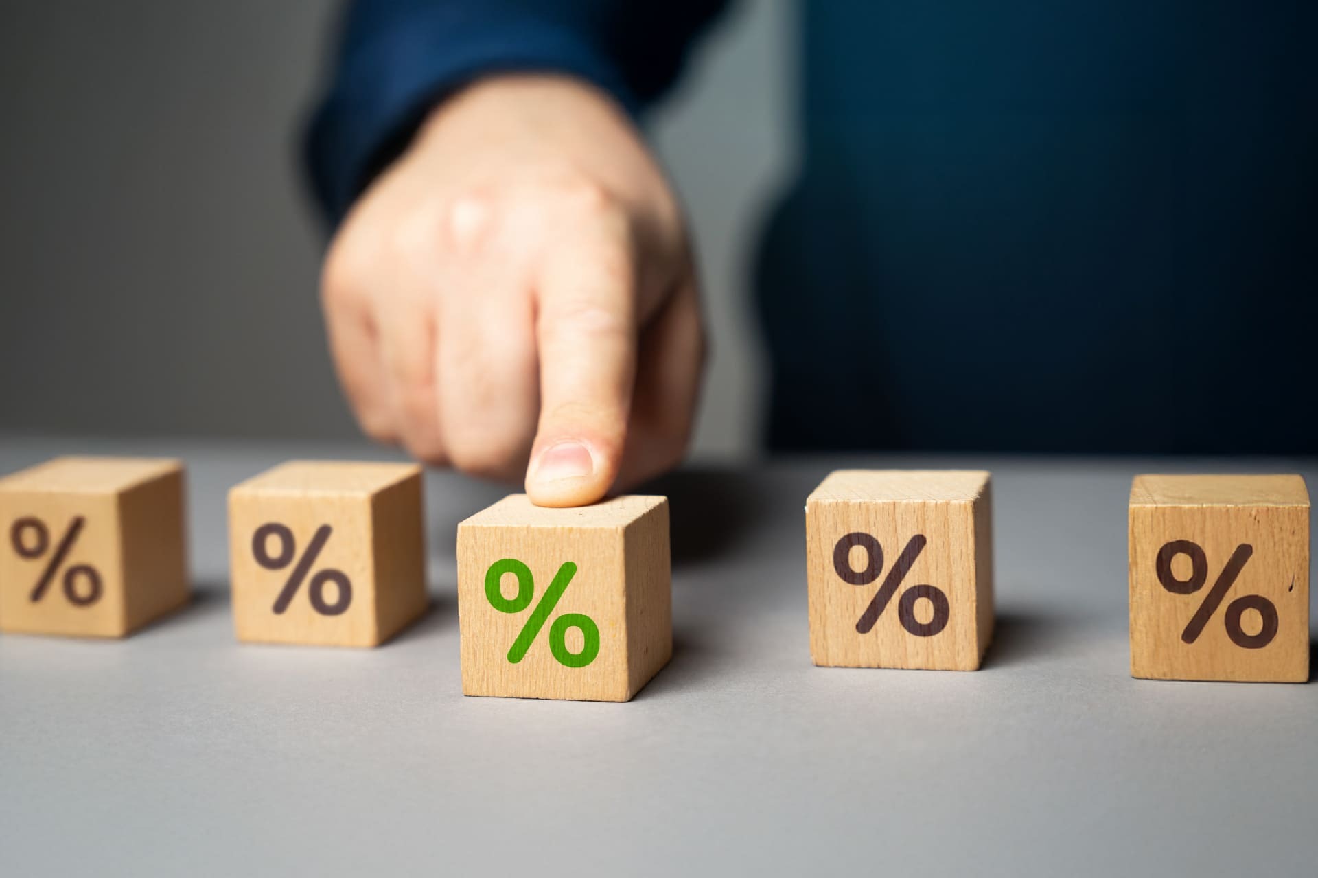 ¿Kubo Financiero es buena opción? Compáralo con MultiMoney